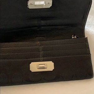Coach Bags - COACH Black Wallet! Signature C’s!! Coach Bags - COACH Black Wallet! Signature C’s!!